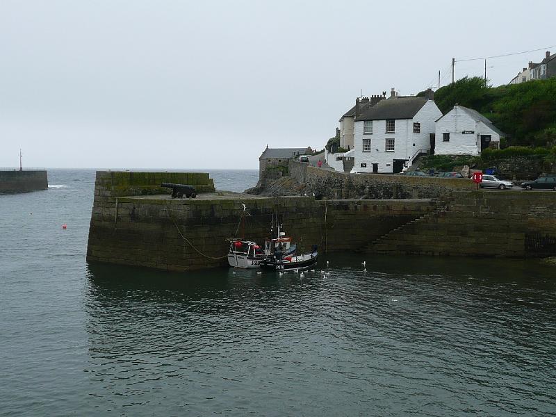 P1000639- Pothleven.JPG - Porthleven